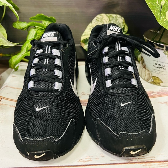 Men’s Nike MatchAir Torch 3 Athletic Shoes - Picture 3 of 8